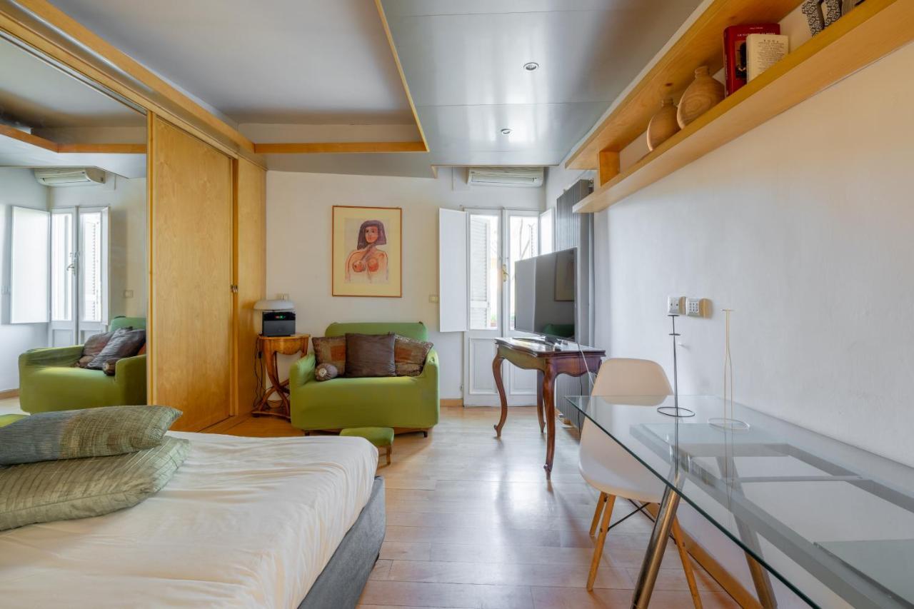 Romantic Studio In Trastevere Екстериор снимка